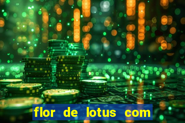 flor de lotus com lua tatuagem